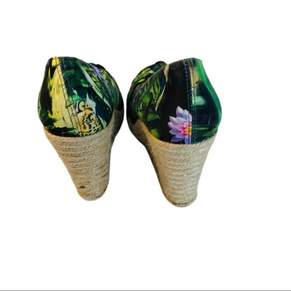 Geox heeled shoe 4 inch heel.  Size 6 women’s shoe - Picture 5 of 8